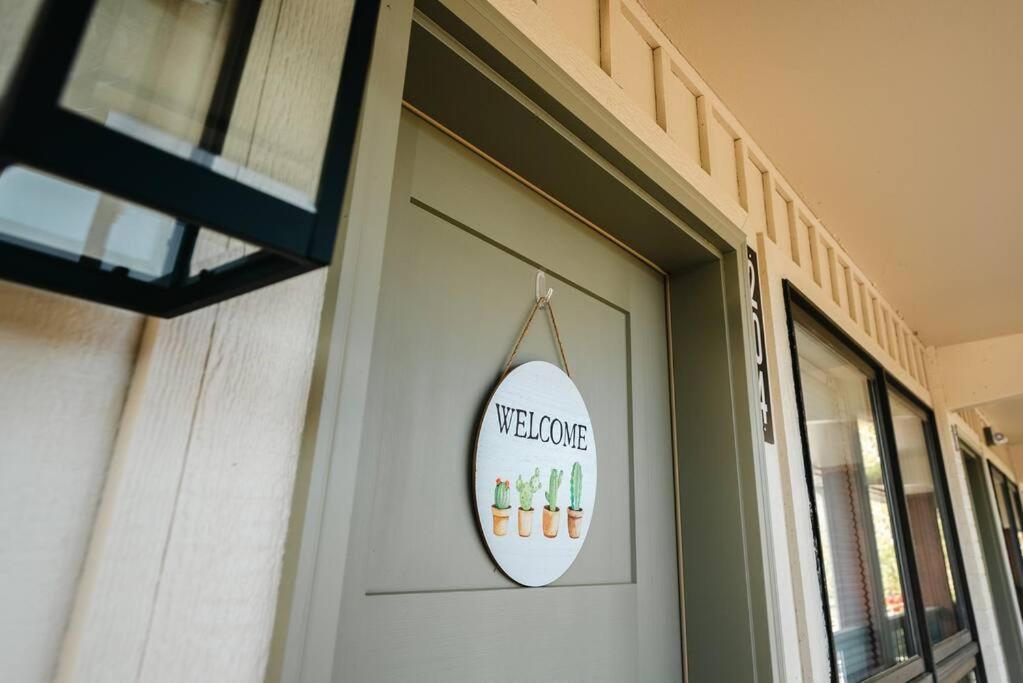 Pet Friendly Boho Condo With Pool--Fitness Center--Next To The Branson Landing--Close To Convention Center And Kanakuk Eksteriør bilde