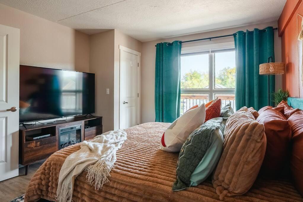Pet Friendly Boho Condo With Pool--Fitness Center--Next To The Branson Landing--Close To Convention Center And Kanakuk Eksteriør bilde
