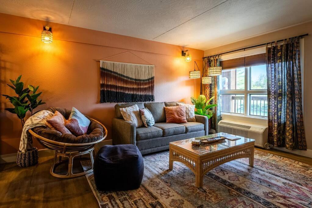 Pet Friendly Boho Condo With Pool--Fitness Center--Next To The Branson Landing--Close To Convention Center And Kanakuk Eksteriør bilde