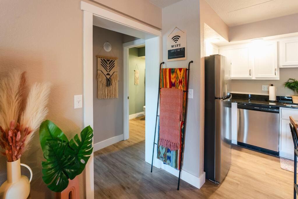 Pet Friendly Boho Condo With Pool--Fitness Center--Next To The Branson Landing--Close To Convention Center And Kanakuk Eksteriør bilde