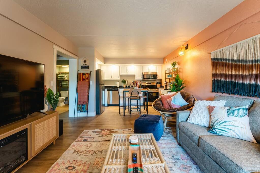 Pet Friendly Boho Condo With Pool--Fitness Center--Next To The Branson Landing--Close To Convention Center And Kanakuk Eksteriør bilde